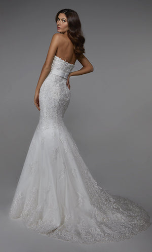 UNK-7032. Long Wedding Dress, Strapless, Mermaid image 1