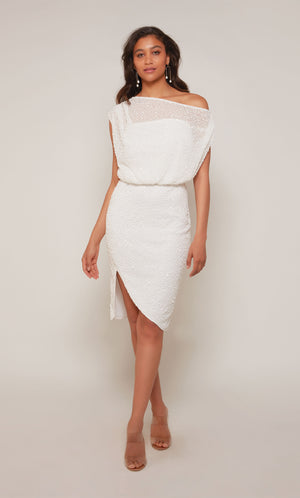 UNK-70046. Short, Off The Shoulder, Straight image 0