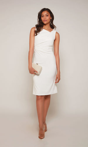 UNK-70037. Short, V-neck, Straight, Closed Back image 2