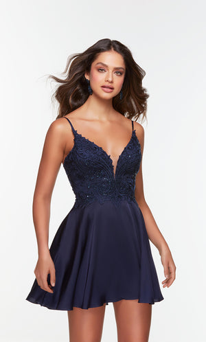 UNK-3113. Short, Plunging Neckline, A-line image 0