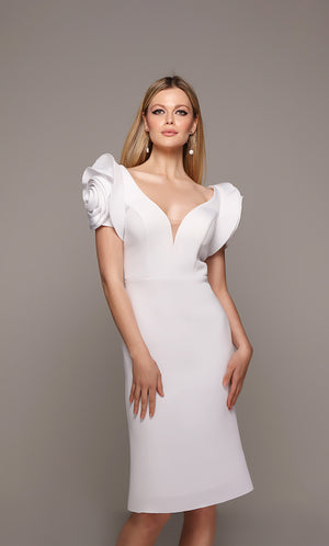 UNK-70024. Short, Plunging Neckline, Straight image 0