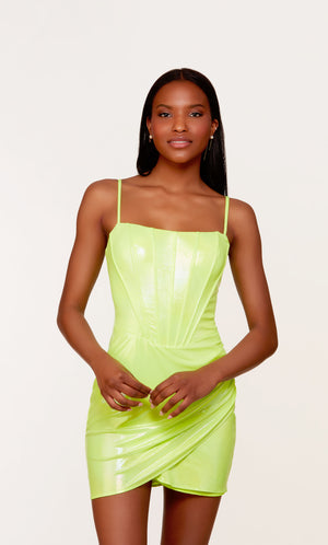 UNK-4701. Short, Square Neckline, Straight image 3