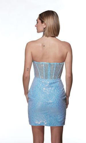 UNK-4826. Short, Sweetheart Neckline, Straight image 5