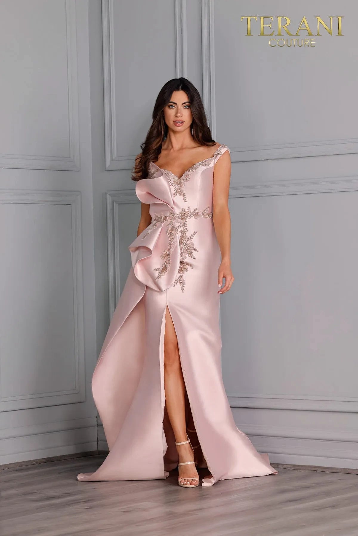 UNK-2111E4757 image 0