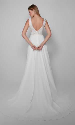 UNK-7071. Long, Plunging Neckline, A-line image 1