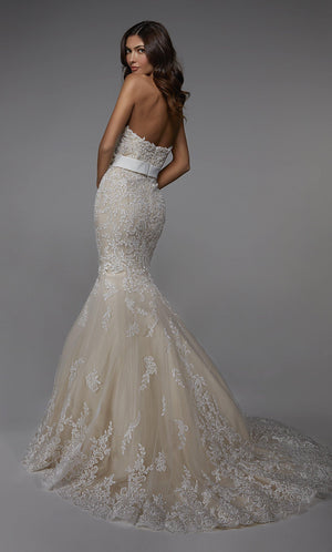 UNK-7032. Long Wedding Dress, Strapless, Mermaid image 3