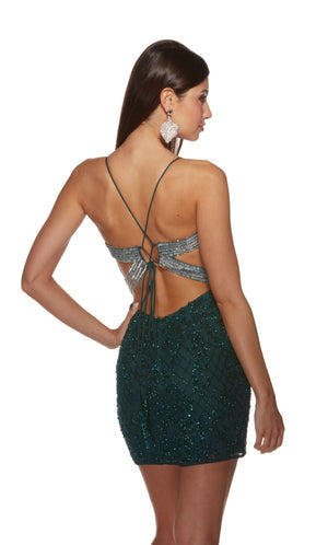 UNK-4842. Short, Plunging Neckline, Straight image 1