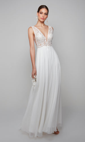 UNK-7072. Long, Plunging Neckline, A-line image 5