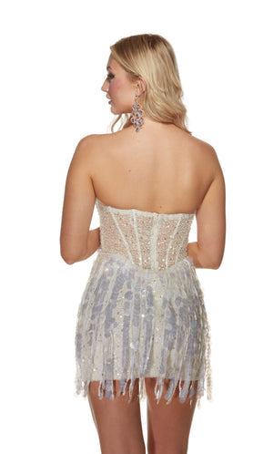 UNK-4876. Short, Strapless, Straight, Closed Back image 5
