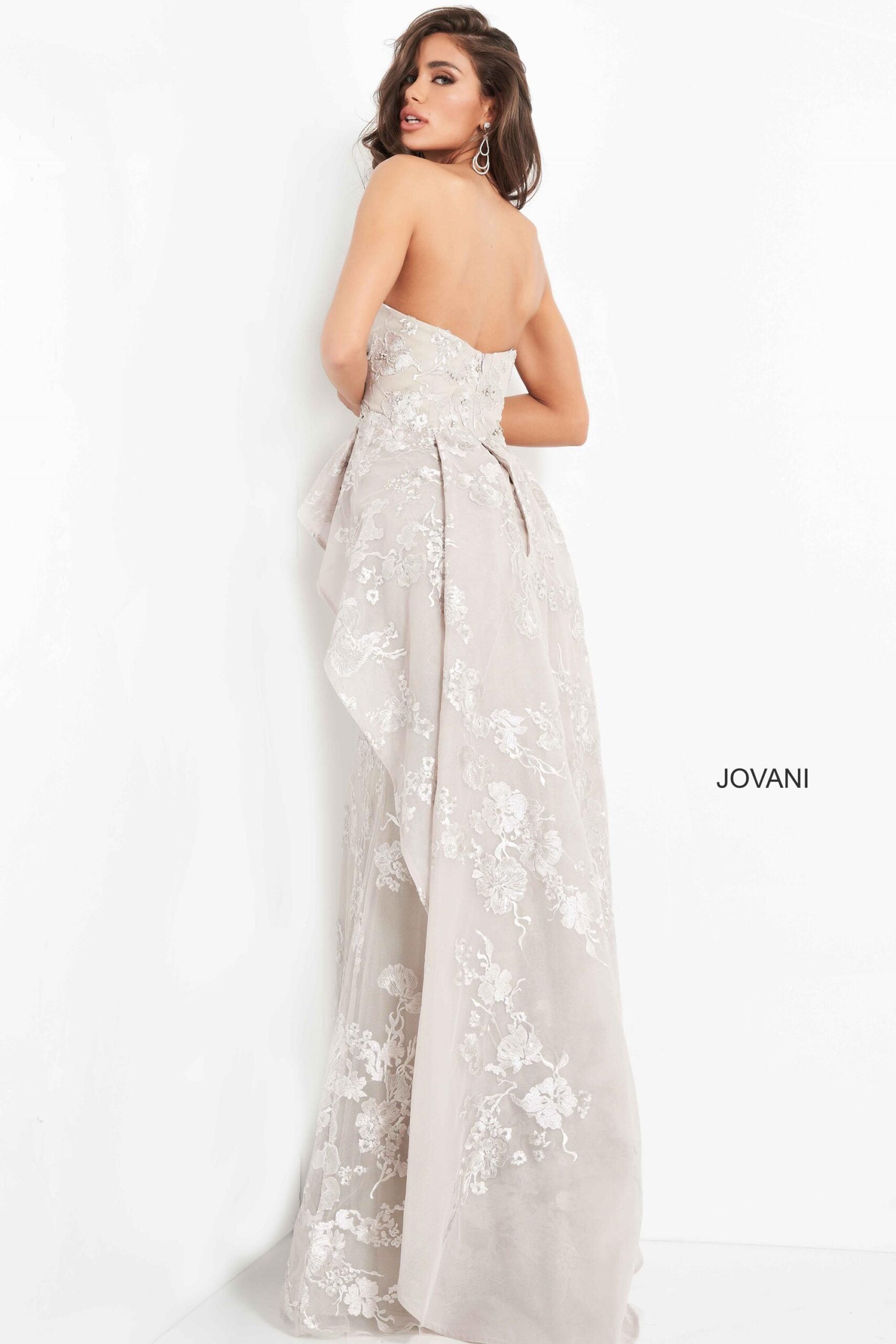JVN-2966 image 4