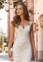 UNK-Jasminda image 1