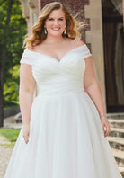 UNK-Evette image 1