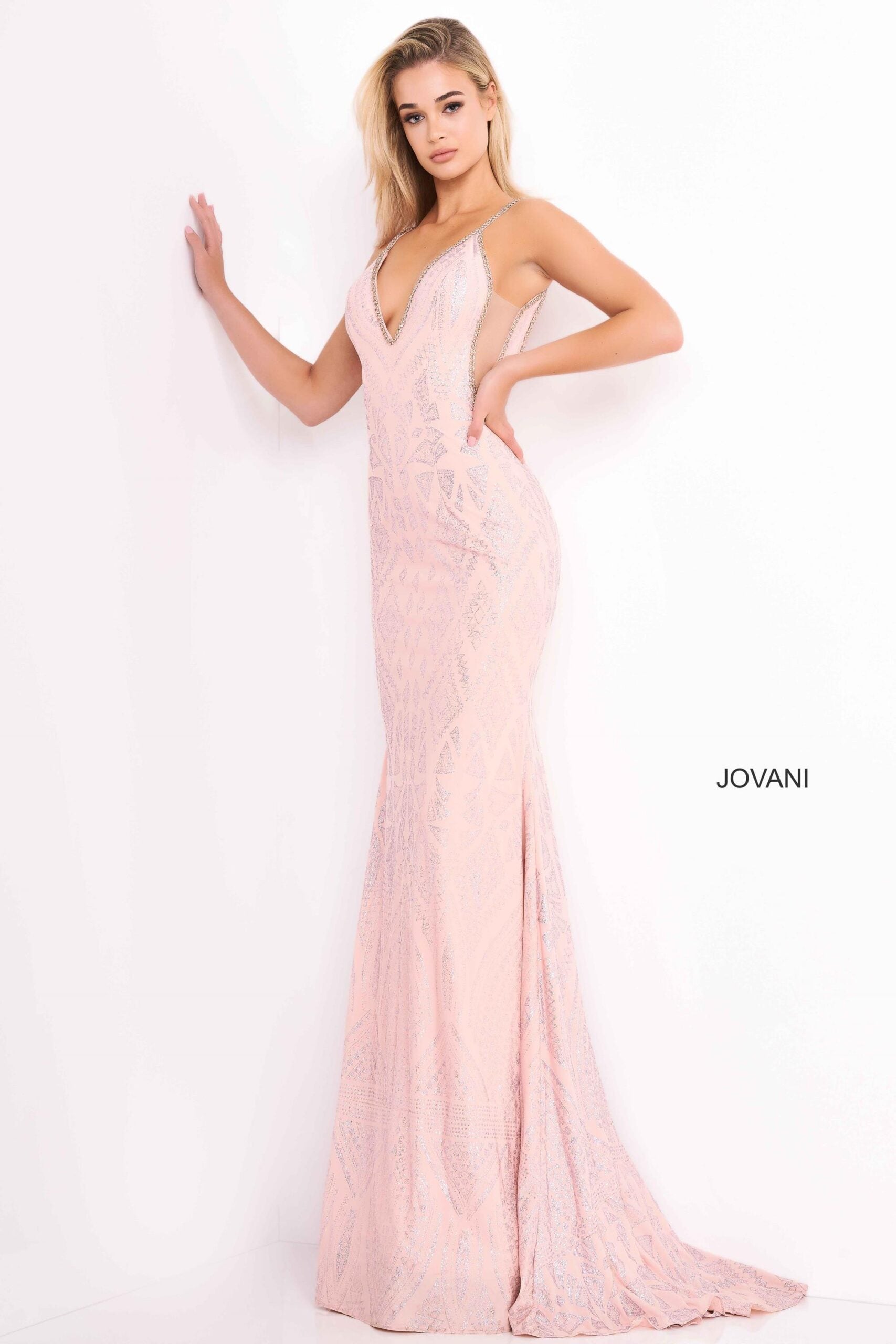 JVN-68539 image 0