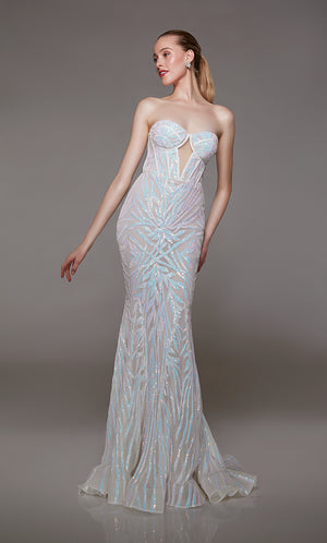 UNK-1797. Long, Sweetheart Neckline, Fit N Flare image 0