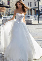 UNK-Shauna image 2