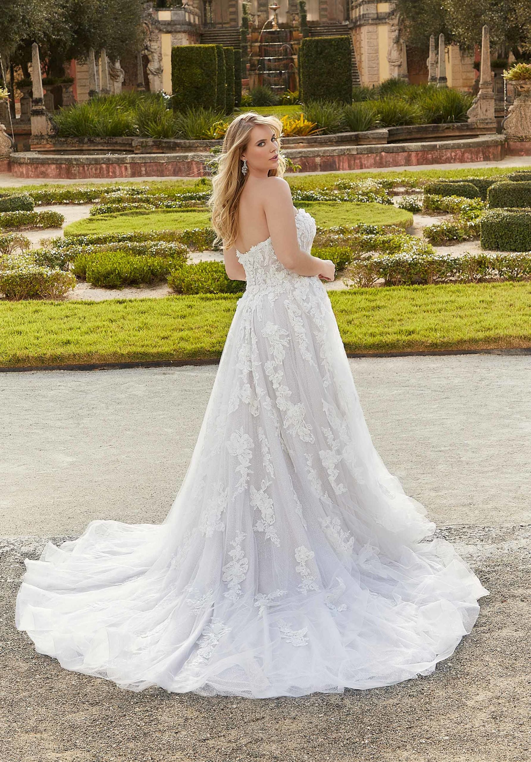 UNK-Giada image 2