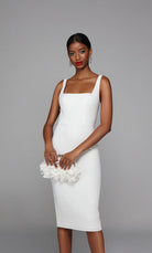 UNK-70010. Short, Square Neckline, Straight image 4