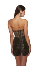 UNK-4847. Short, Strapless, Straight, Closed Back image 3