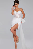 JVN-42368 image 5