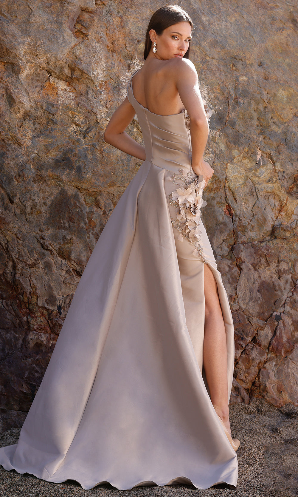 terani couture one shoulder dress Terani Couture 252E5531