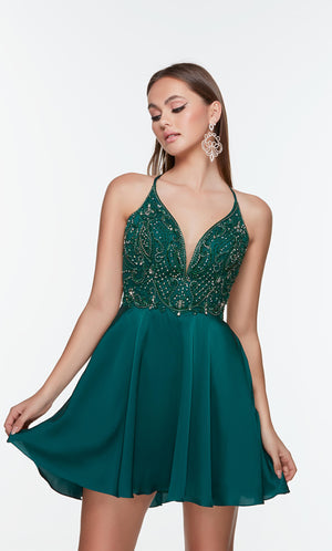 UNK-3112. Short, Plunging Neckline, A-line image 0