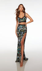 UNK-61689. Long, V-neckline, Straight, Closed Back image 5