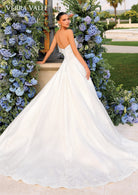 UNK-Style #900343 image 1