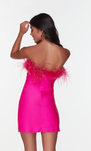 UNK-4524. Short, Strapless, Straight, Closed Back image 1