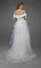 UNK-7025. Detachable Tulle Train. Bridal. image 4