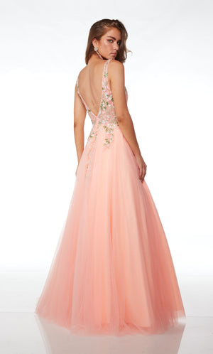 UNK-61559. Long, Plunging Neckline, Ballgown image 4