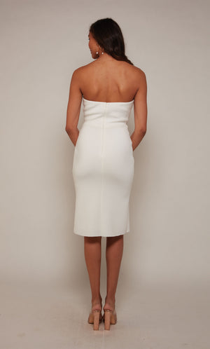 UNK-70048. Short, Sweetheart Neckline, Straight image 1