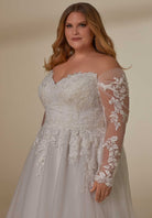 UNK-Leandra image 4