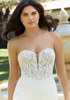 UNK-Genevieve image 2