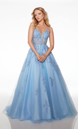 UNK-61633. Long, Plunging Neckline, Ballgown image 2