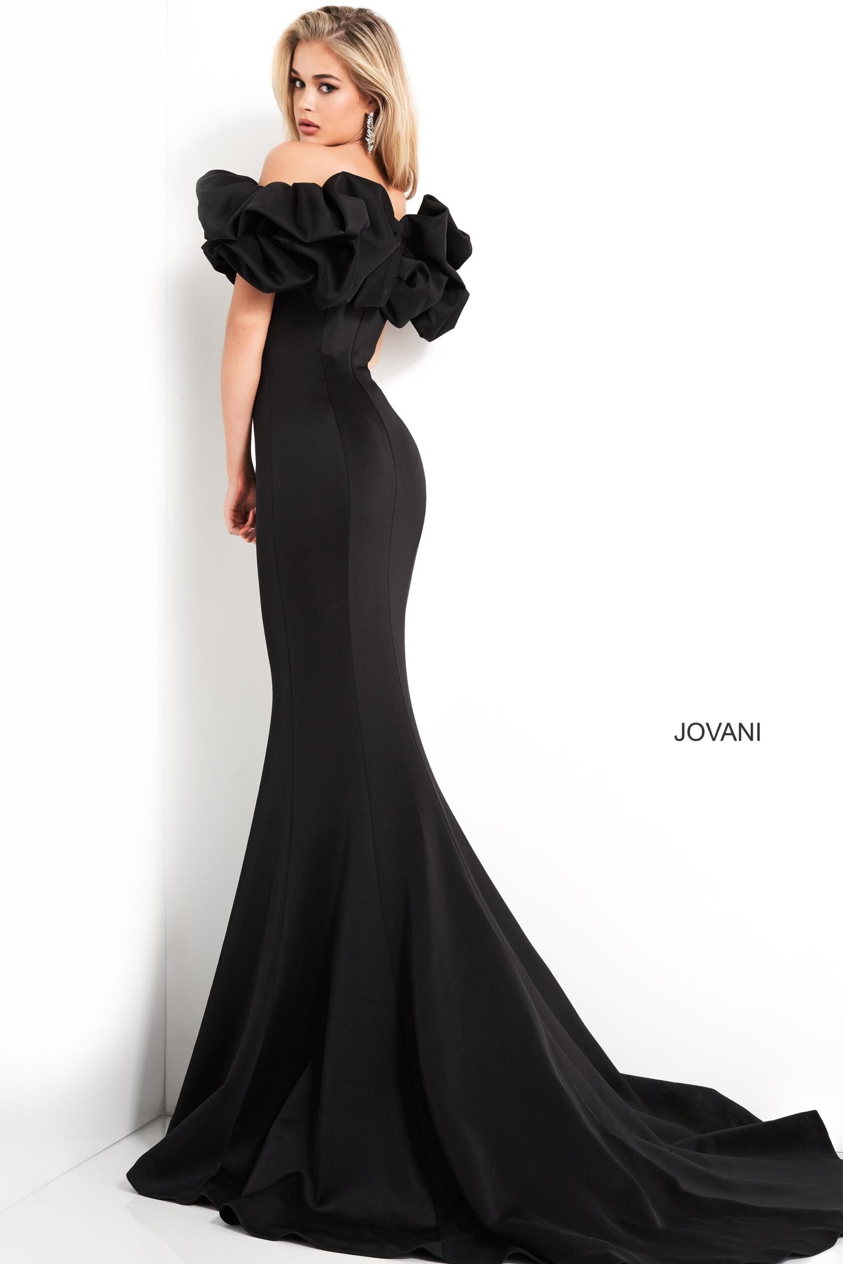 JVN-4368 image 7