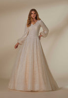 UNK-Lucinda image 0