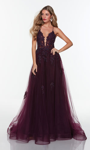 UNK-61263. Long, Plunging Neckline, Ball Gown image 2