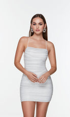 UNK-4570. Short, Square Neckline, Straight image 0