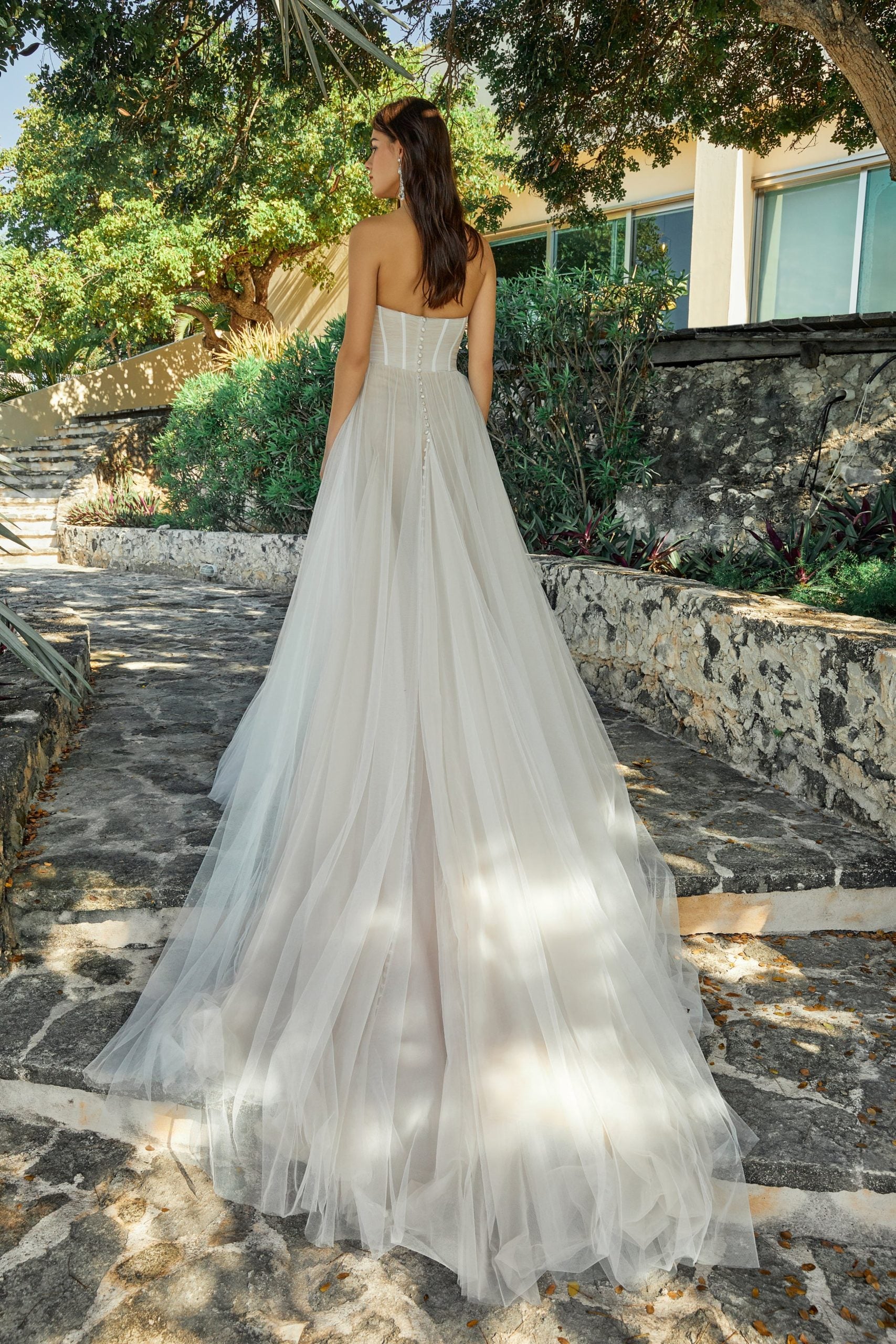 UNK-Ivanna image 3