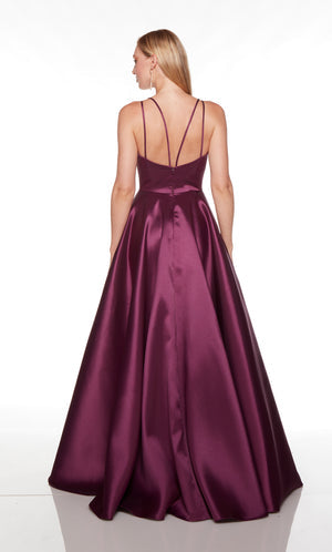 UNK-1754. Long, Sweetheart Neckline, A-line image 1