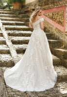 UNK-Gwen image 2