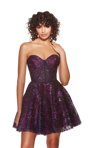 UNK-3770. Short, Sweetheart Neckline, A-line image 2