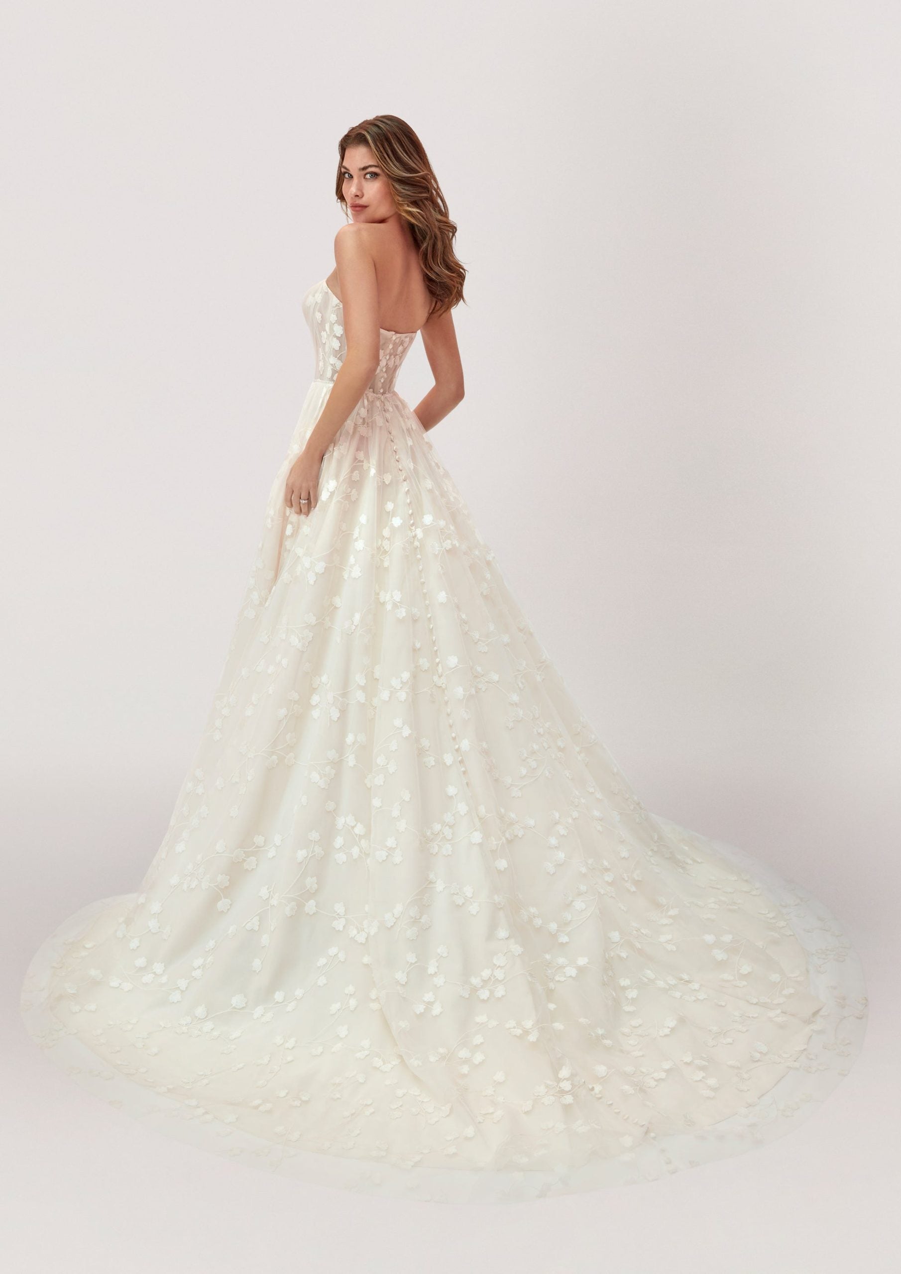 UNK-Gwen image 3