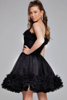 JVN-39665 image 3