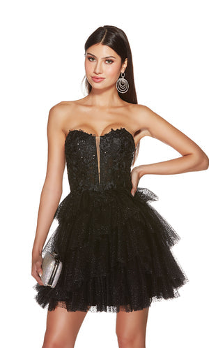 UNK-3766. Short, Sweetheart Neckline, A-line image 1