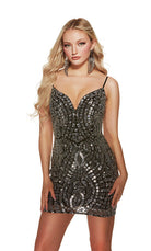 UNK-4937. Short, V-neck, Straight, Closed Back image 2