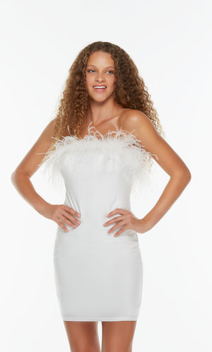 UNK-4524. Short, Strapless, Straight, Closed Back image 2