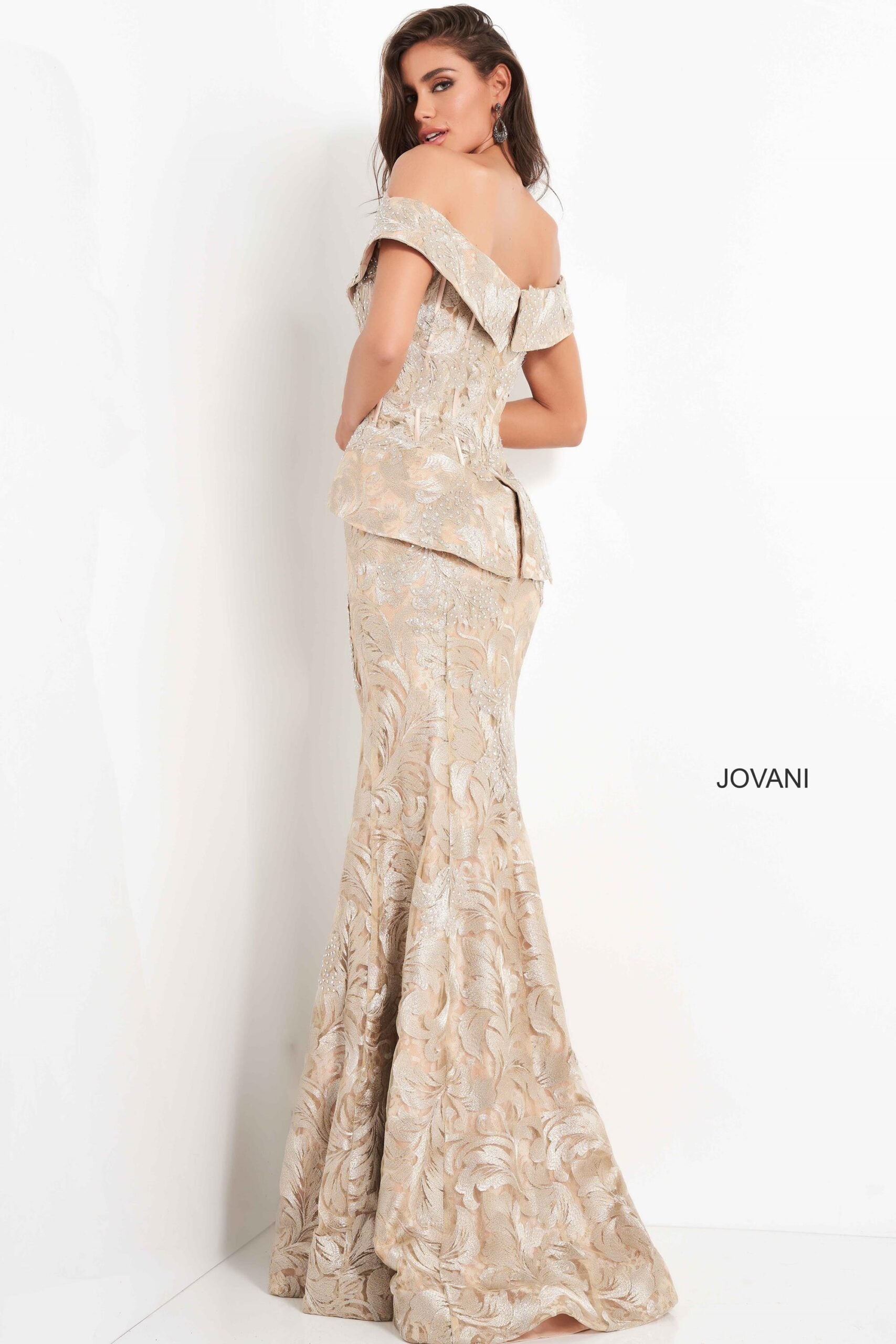 JVN-2762 image 4