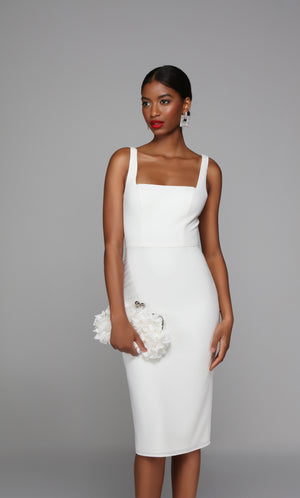 UNK-70010. Short, Square Neckline, Straight image 1