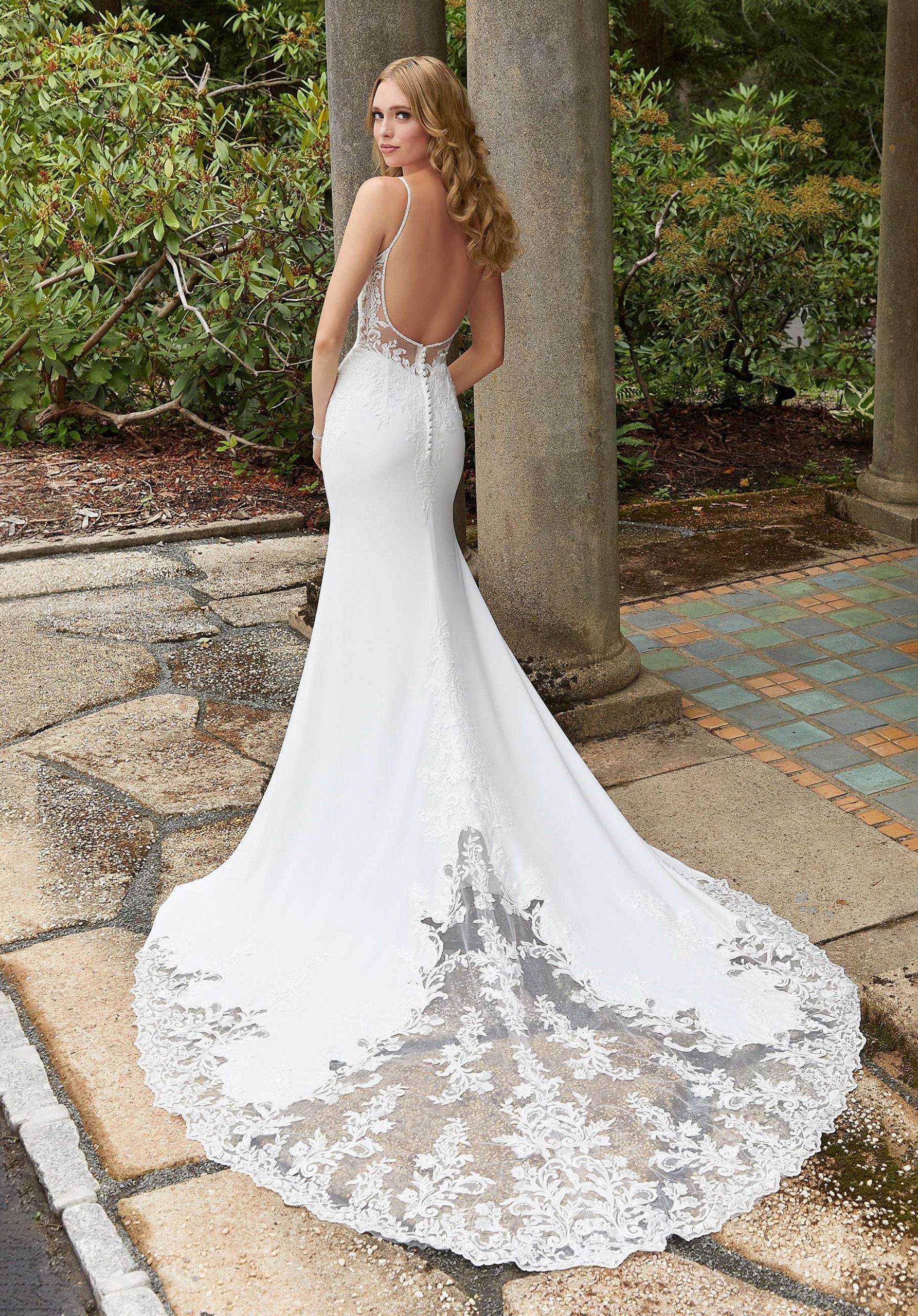 UNK-Diane image 2